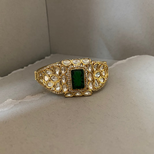 Pankh Green Kundan Kada