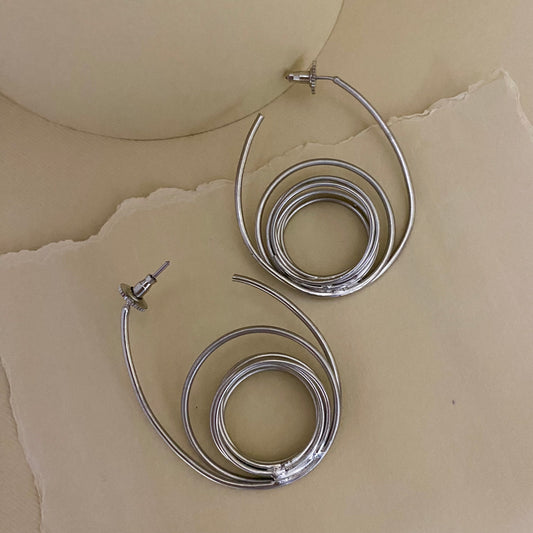 Ringa Ringa Hoop Earrings