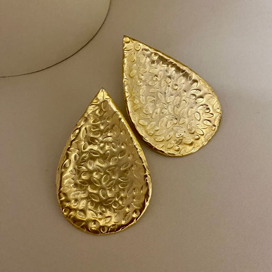 The Mega Drop earrings